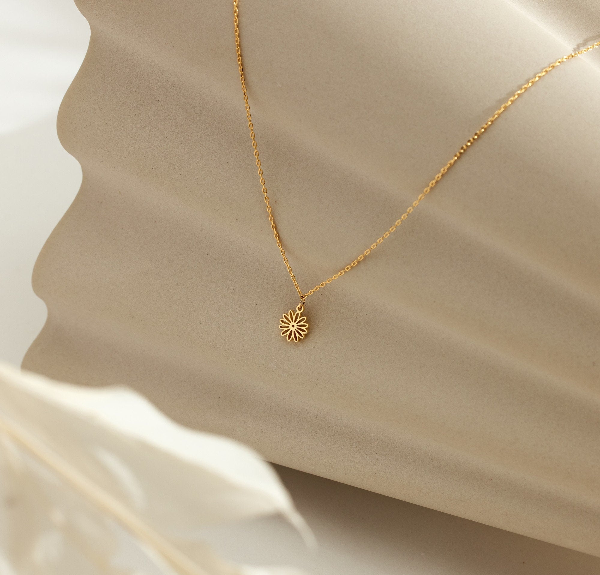 Portman™ | FLORABELLE Necklace